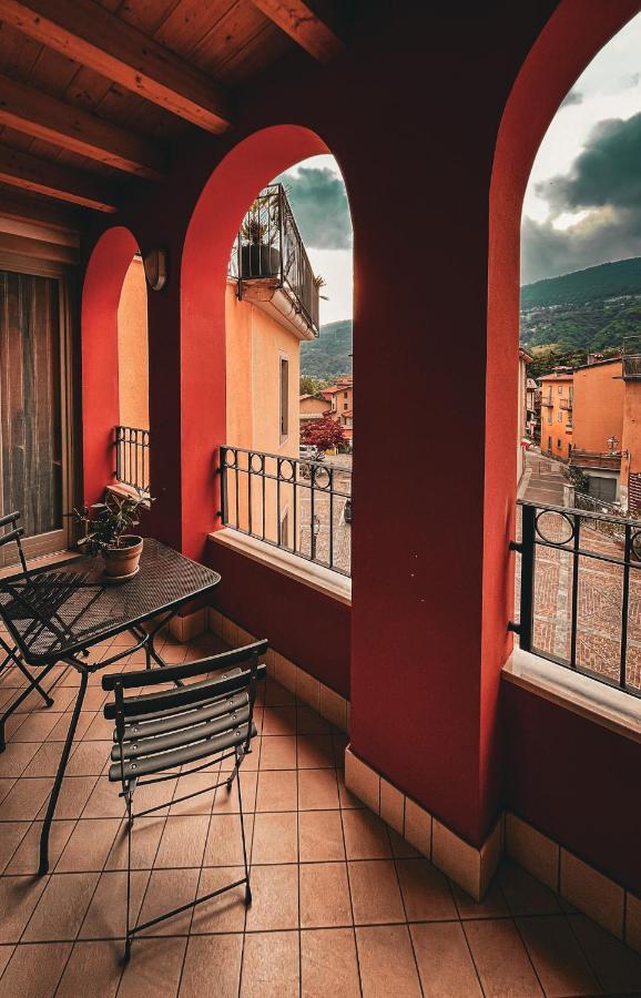 Casa Vacanze Al Lago P2 Monasterolo del Castello Экстерьер фото