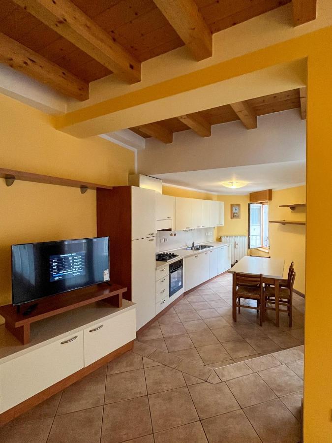 Casa Vacanze Al Lago P2 Monasterolo del Castello Экстерьер фото