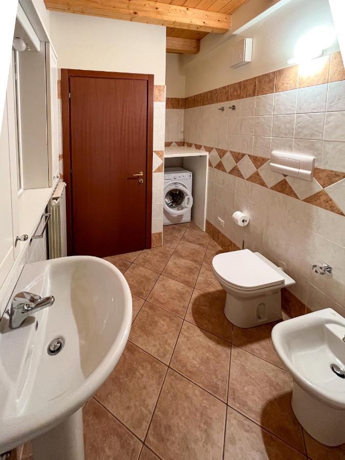 Casa Vacanze Al Lago P2 Monasterolo del Castello Экстерьер фото