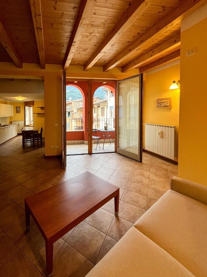 Casa Vacanze Al Lago P2 Monasterolo del Castello Экстерьер фото